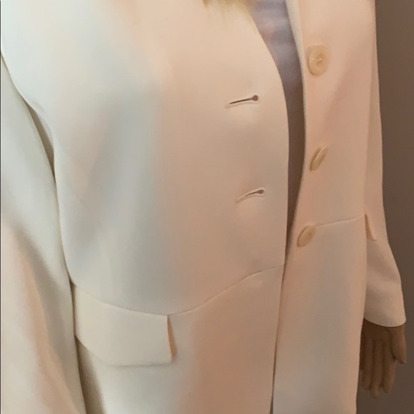 BNWOT! Talbots off white Blazer! Perfect ❤️ - Picture 4 of 8